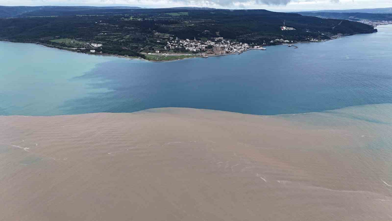 canakkale bogazinin rengi degisti avrupa yakasi mavi olarak kaldi 5 3dClKH9H