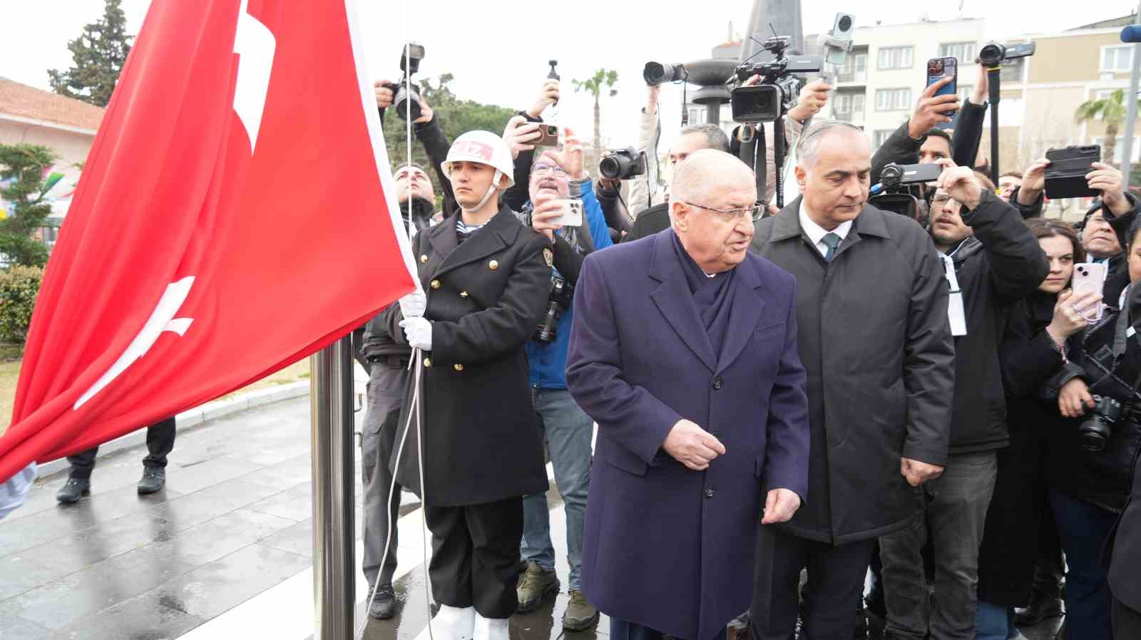 canakkale deniz zaferinin 111inci yil coskusu 6 Iw1MuM5V