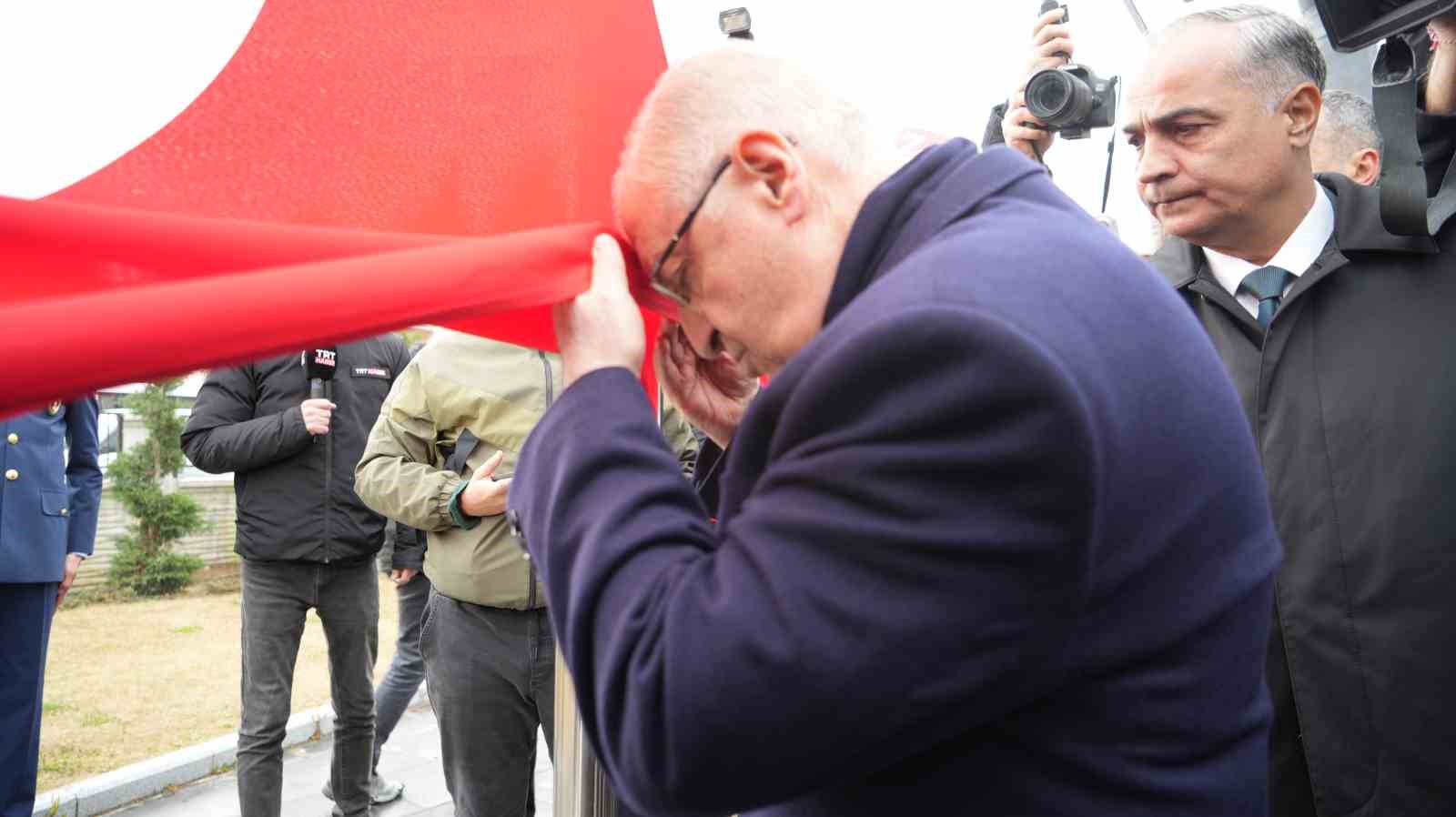 canakkale deniz zaferinin 111inci yil coskusu 8 VcUFVfQQ