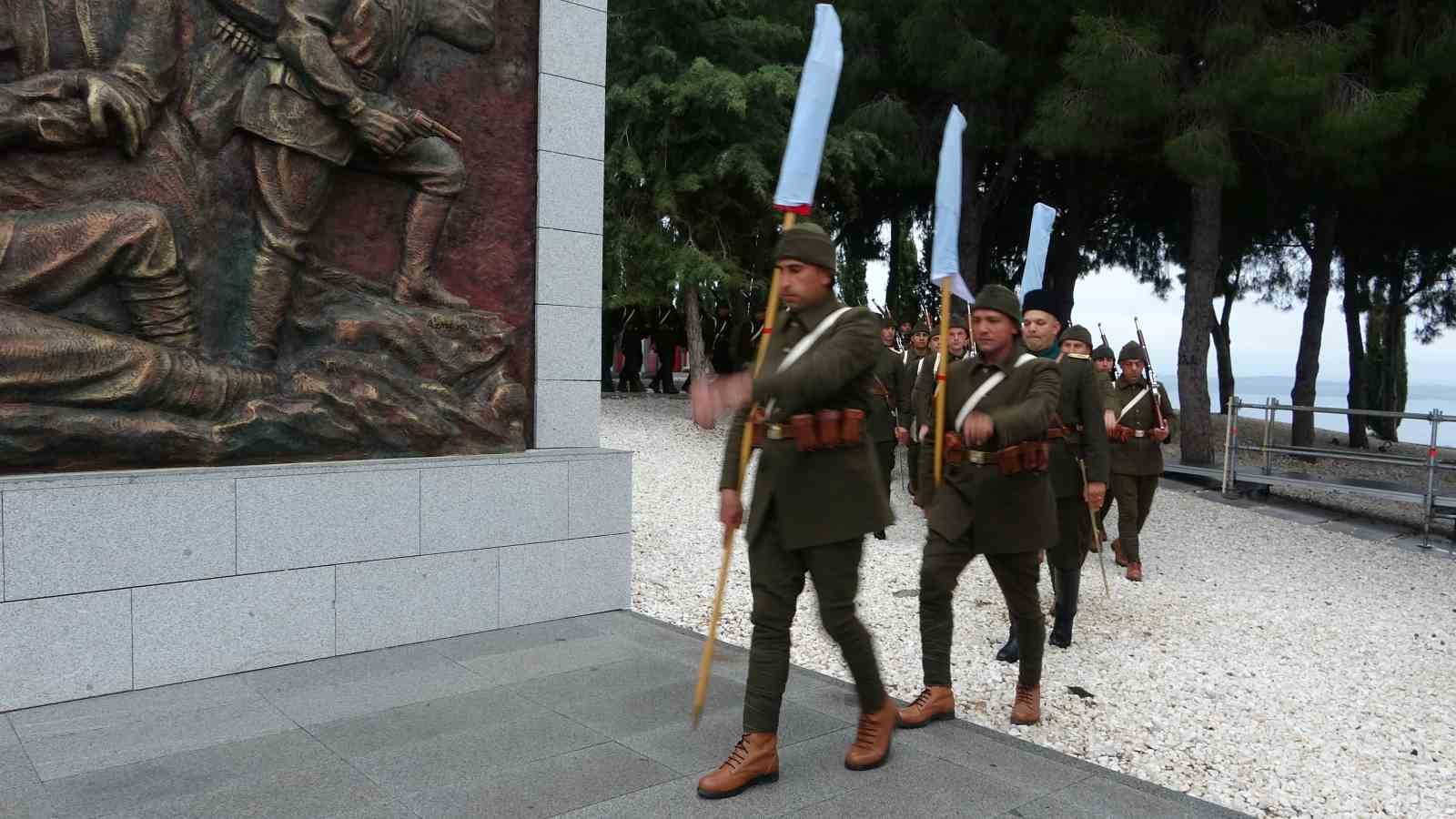 canakkale kara savaslarinin 111inci yil donumu toren provasi yapildi 1 a8T7c79m