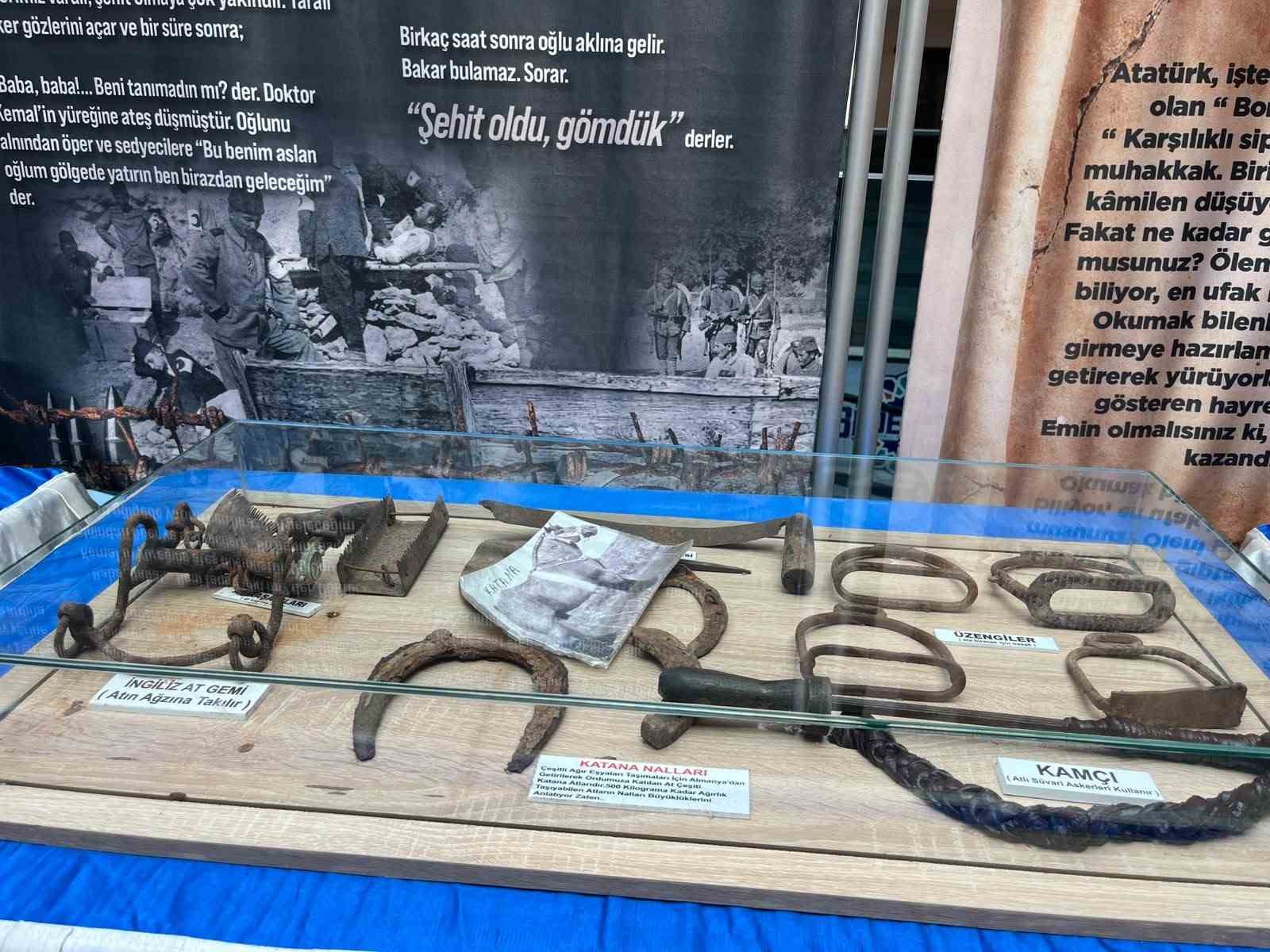 canakkale ruhu tavsanlida savas malzemeleri sergisi ziyarete acildi 3 4S1ehyiB