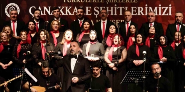 canakkale-ruhu-turkulerle-yasatildi-xOPlCur1.jpg