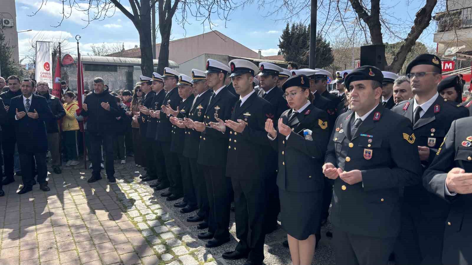 canakkale savaslari kahramanlarinda mustahkem mevki komutani cevat pasa torenle anildi 3 8LDqLADa