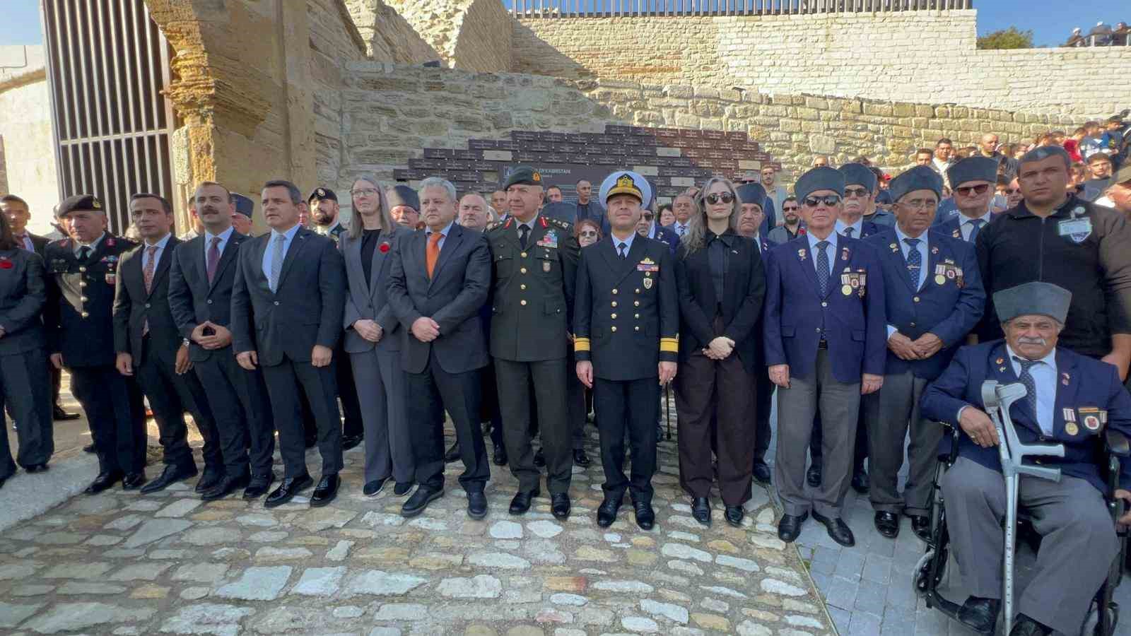 canakkale savaslarinin ilk sehitleri anildi 3 4dOaApRO