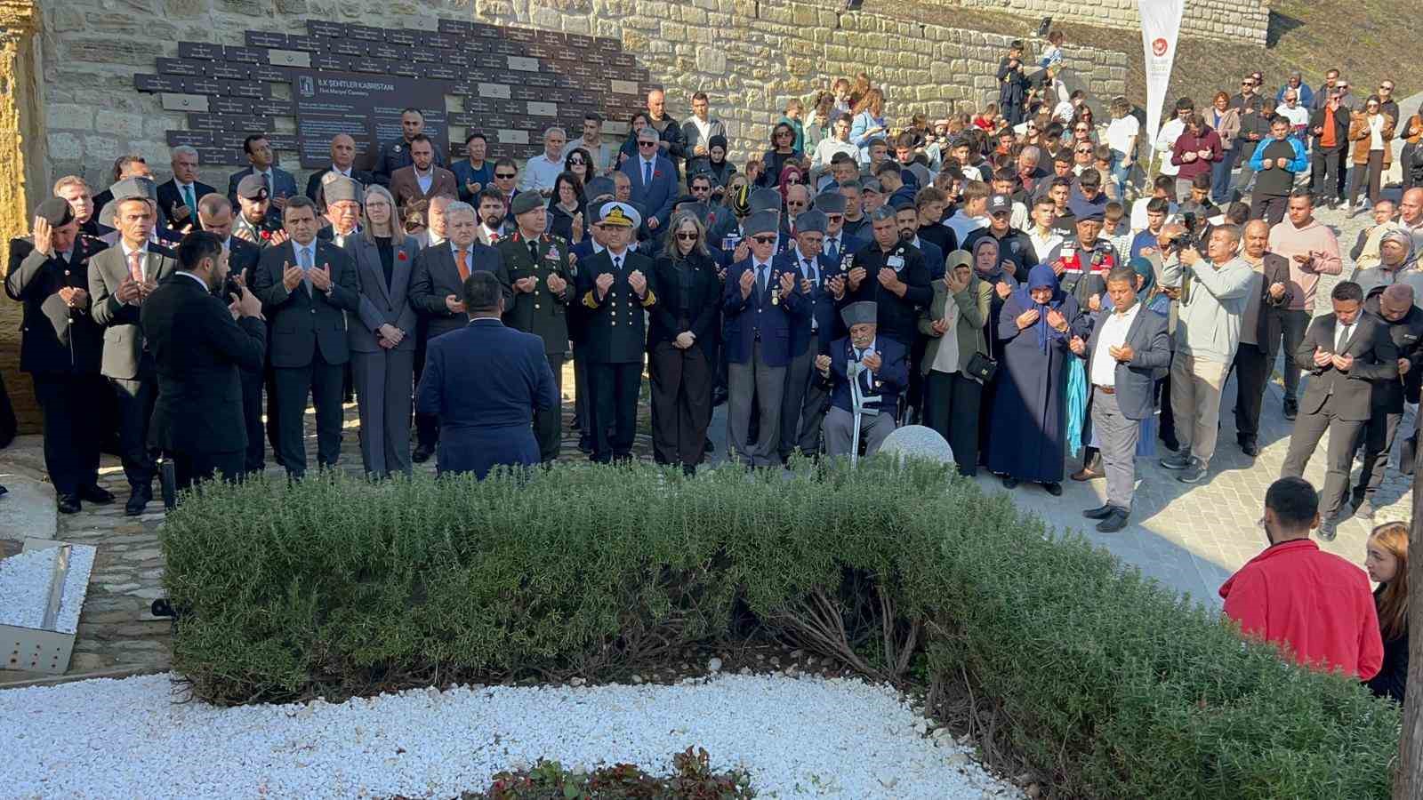 canakkale savaslarinin ilk sehitleri anildi 5