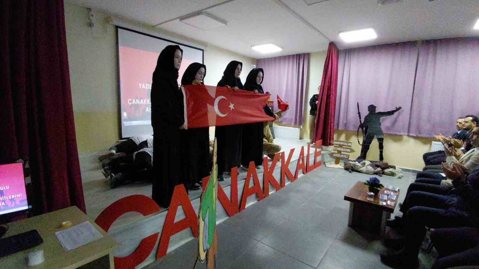 canakkale zaferine ozel ogrencilerden dolu dolu program 3 zvlcIQlJ