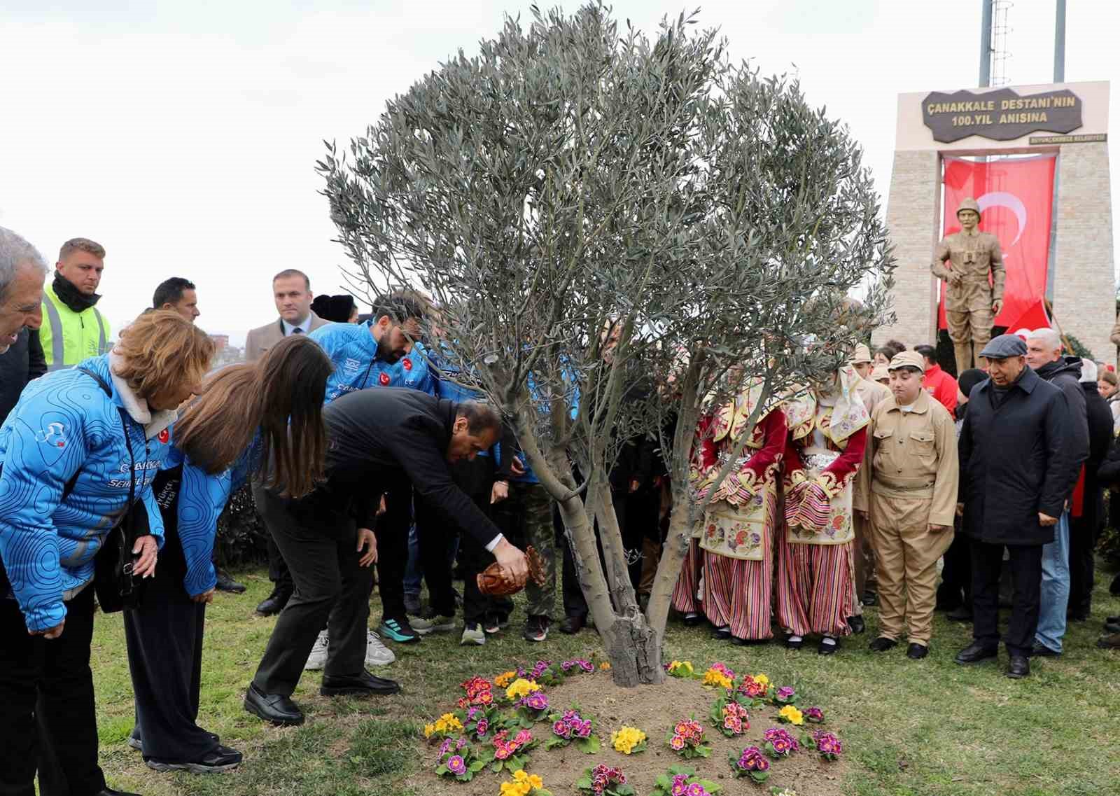 Çanakkale Zaferi’nin 111’inci yıl dönümü Büyükçekmece’de gururla kutlandı 8 canakkale zaferinin 111inci yil donumu buyukcekmecede gururla kutlandi 4 c8WOdikU