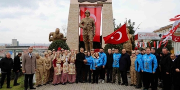 canakkale-zaferinin-111inci-yil-donumu-buyukcekmecede-gururla-kutlandi-aSx86y7r.jpg