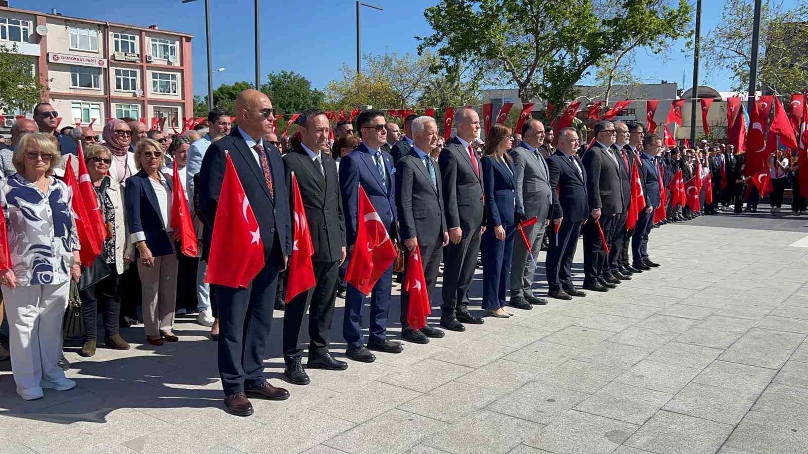 canakkalede 19 mayis coskusu 1 8qz1AQwk