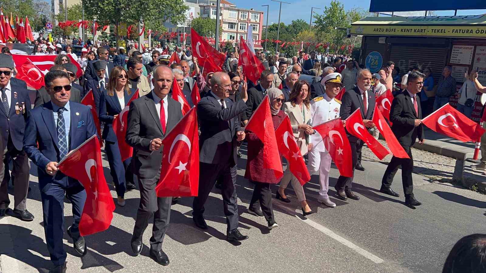 canakkalede 19 mayis coskusu 6 paSD4nUn