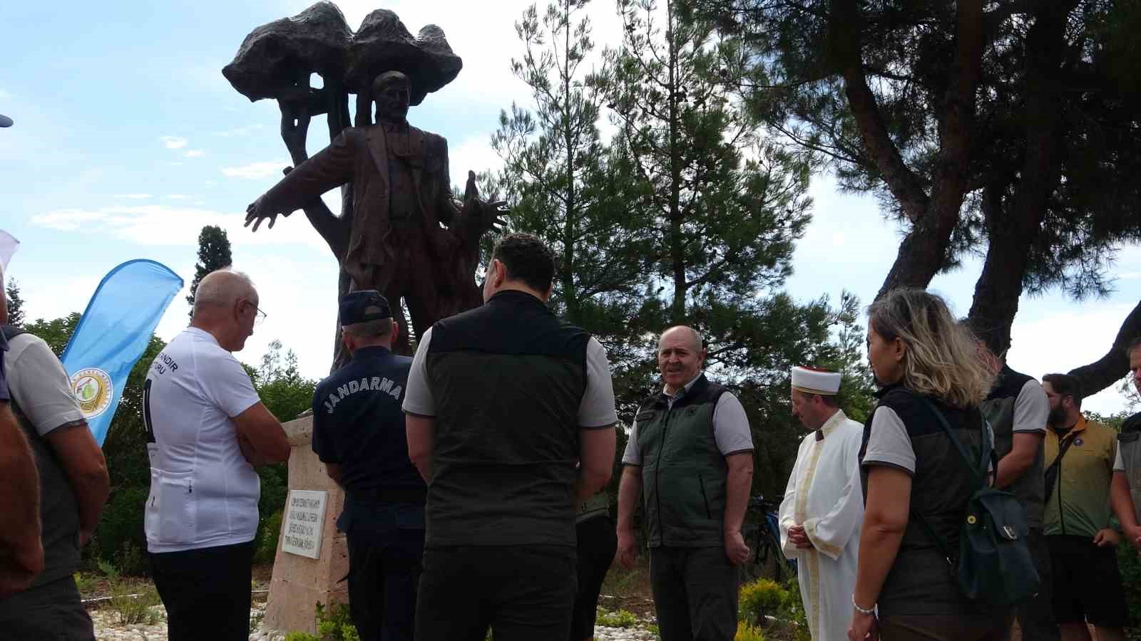 Çanakkale’de 32 yıl önce şehit olan Orman Bölge Müdürü’ne vefa 7 canakkalede 32 yil once sehit olan orman bolge mudurune vefa 3 IJzznND2