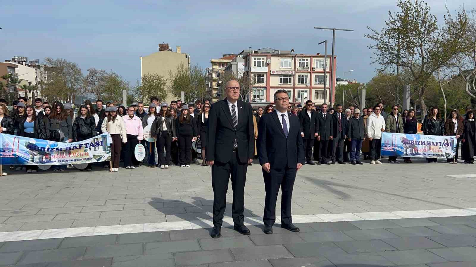 Çanakkale’de 50’inci Turizm Haftası kutlamaları coşkuyla başladı 9 canakkalede 50inci turizm haftasi kutlamalari coskuyla basladi 5 Ku3blk8u