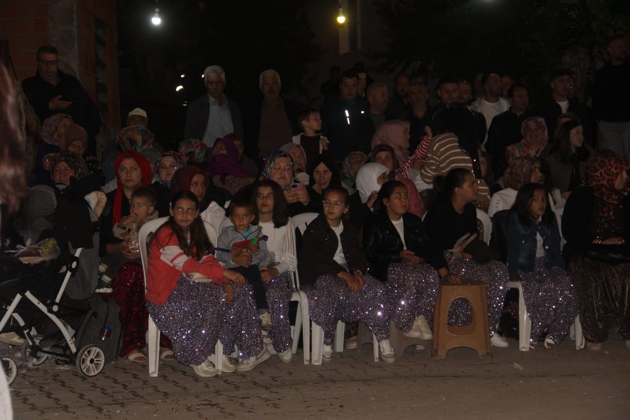 canakkalede 82 yillik bayram gelenegi yasatiliyor 5 d8w7XGbR