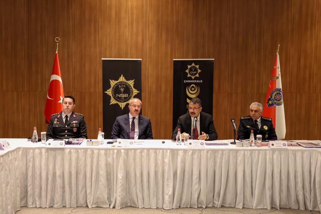 canakkalede bakan yardimcisi celikin katilimiyla narkotik suclarla mucadele degerlendirmesi yapildi 0 KAP6Xvnd