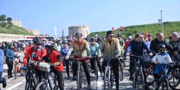 canakkalede-bin-50-bisikletli-sehitlere-saygi-icin-pedal-cevirdi-66aIaTOJ.jpg