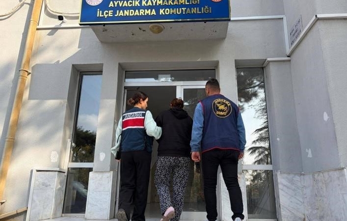 canakkalede-bos-arazide-bulunan-bebek-cesediyle-ilgili-1-kisi-gozaltina-alindi-F1saTw2N.jpg