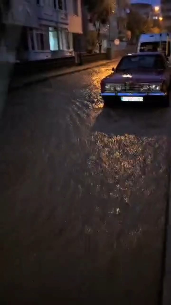 canakkalede cadde ve sokaklar gole dondu 3