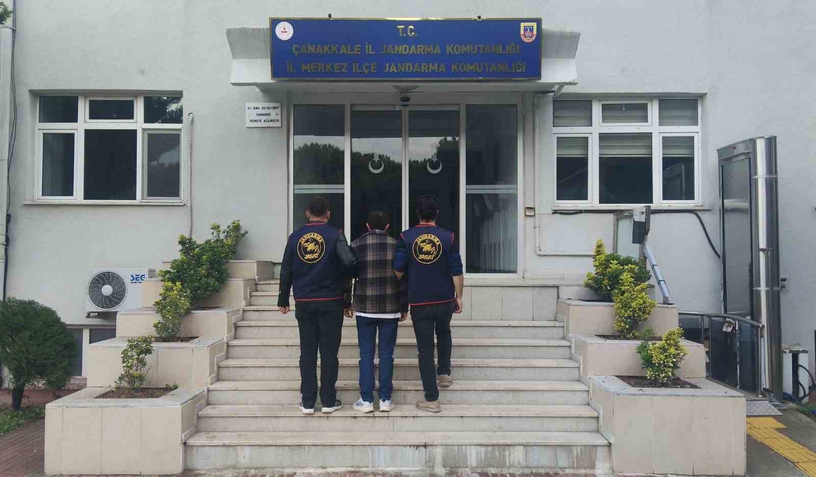 canakkalede cesit suclardan aranmasi olan 10 supheli tutuklandi 0 8hghR8lv