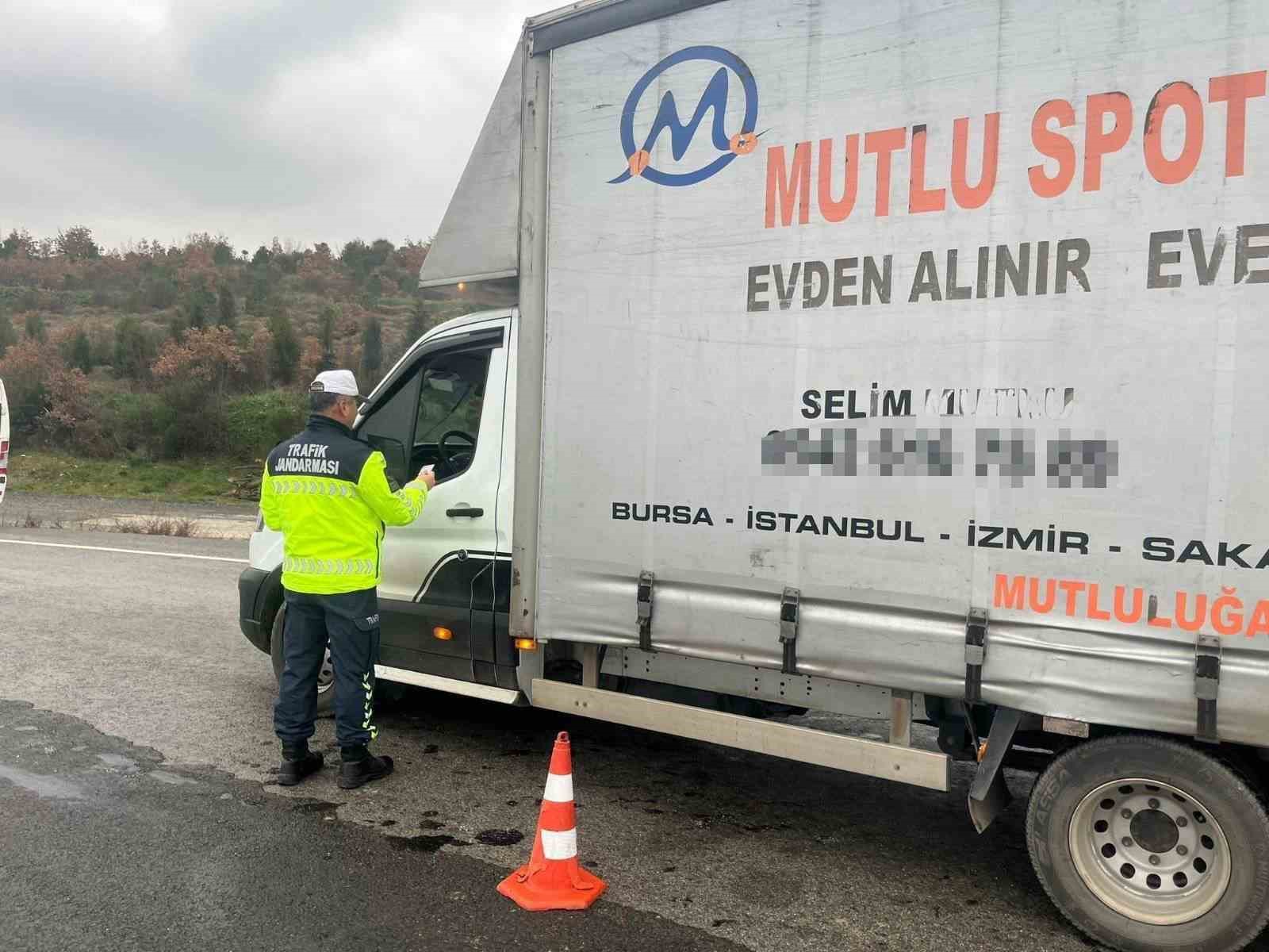 canakkalede cesitli suclardan aranan 22 supheli yakalandi 2 VDRmWWqL