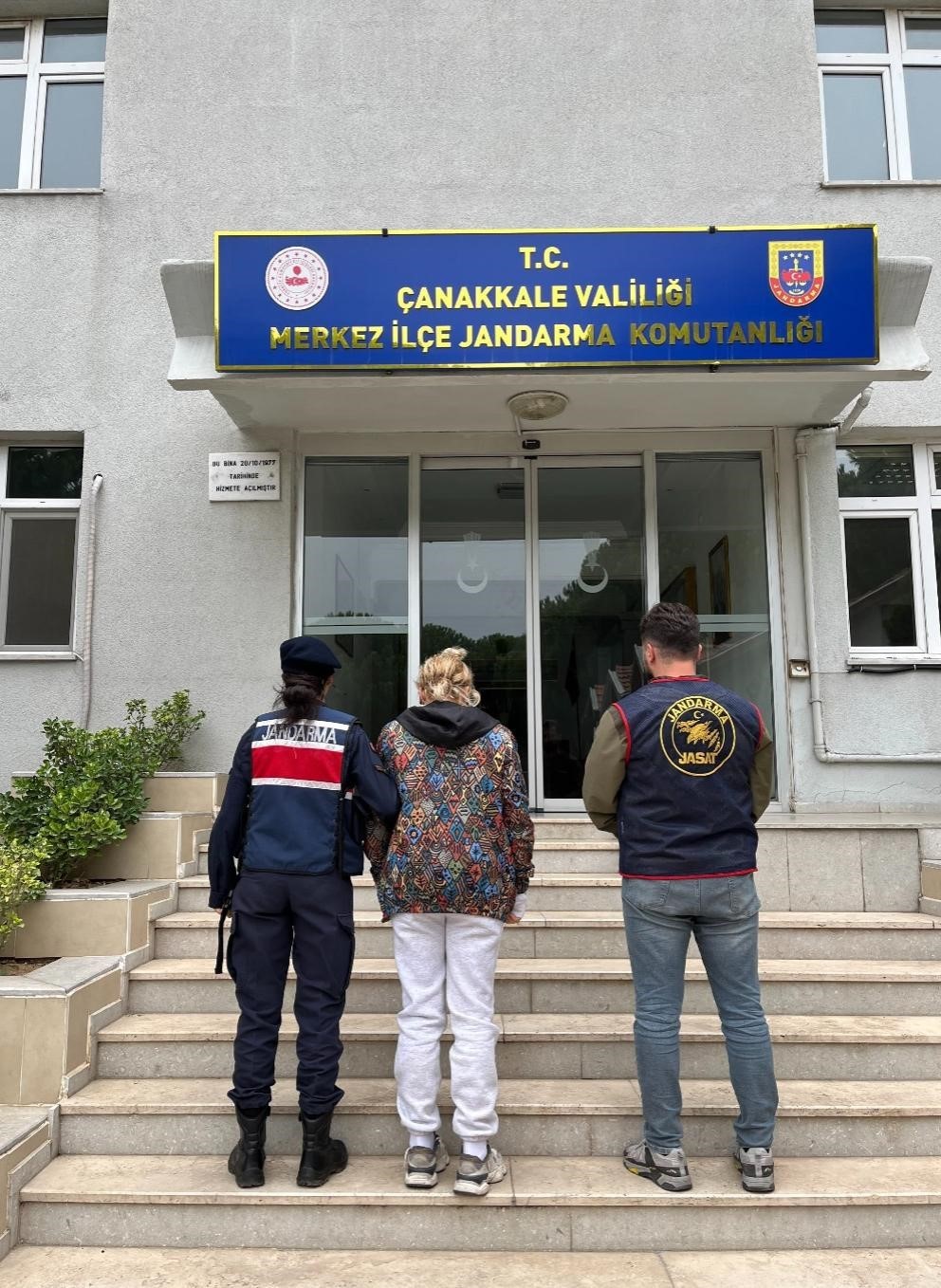 canakkalede cesitli suclardan aranan 6 kisi tutuklandi 0 PNfnVUTw