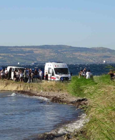 canakkalede-denizde-kaybolan-14-yasindaki-kiz-araniyor-r2i185hZ.jpg