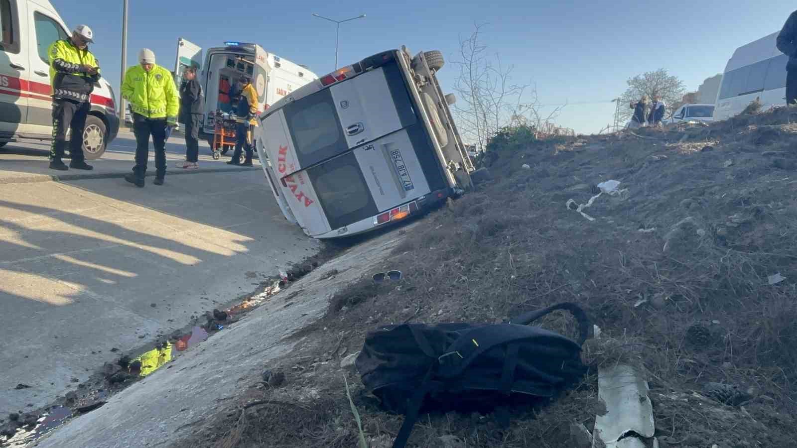 canakkalede devrilen minibusteki 8 yaralinin isimleri belli oldu 2 85p3QMmS