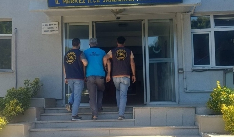 canakkalede-farkli-suclardan-aranan-10-supheli-tutuklandi-PS45Fh1T.jpg