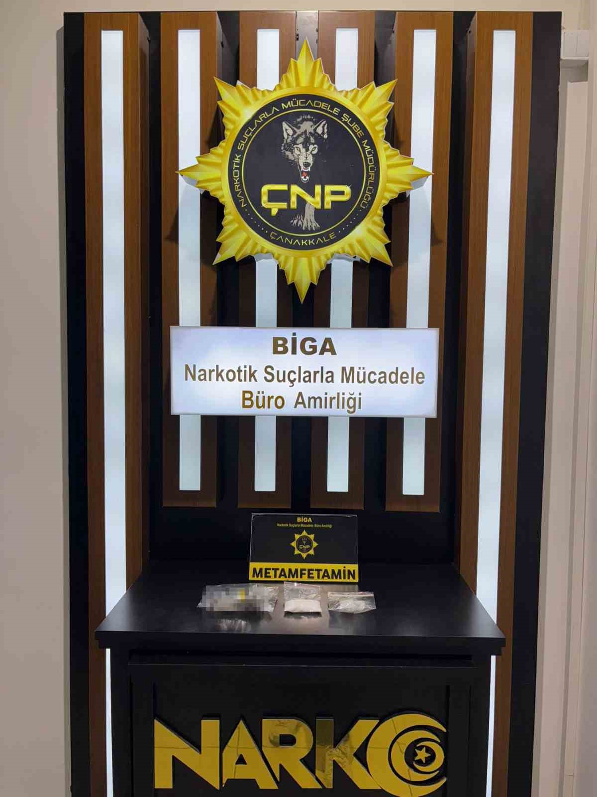 canakkalede farkli suclardan aranmasi olan 5 supheli tutuklandi 4 gBlAMB11
