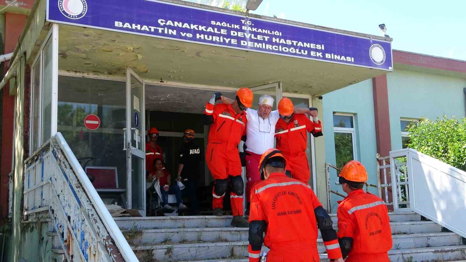 canakkalede firtina dolu ve hortum tatbikati gerceklestirildi 0 rnSKSlib