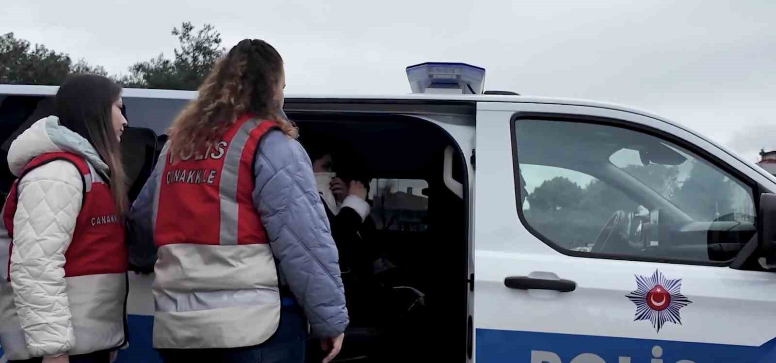 canakkalede fuhus operasyonu 6 supheli yakalandi 8 magdur kurtarildi 6