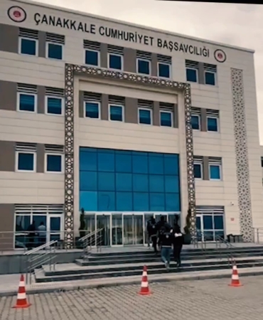 canakkalede-gocmen-kacakciligi-operasyonu-4-organizator-tutuklandi-twTVDG8i.jpg