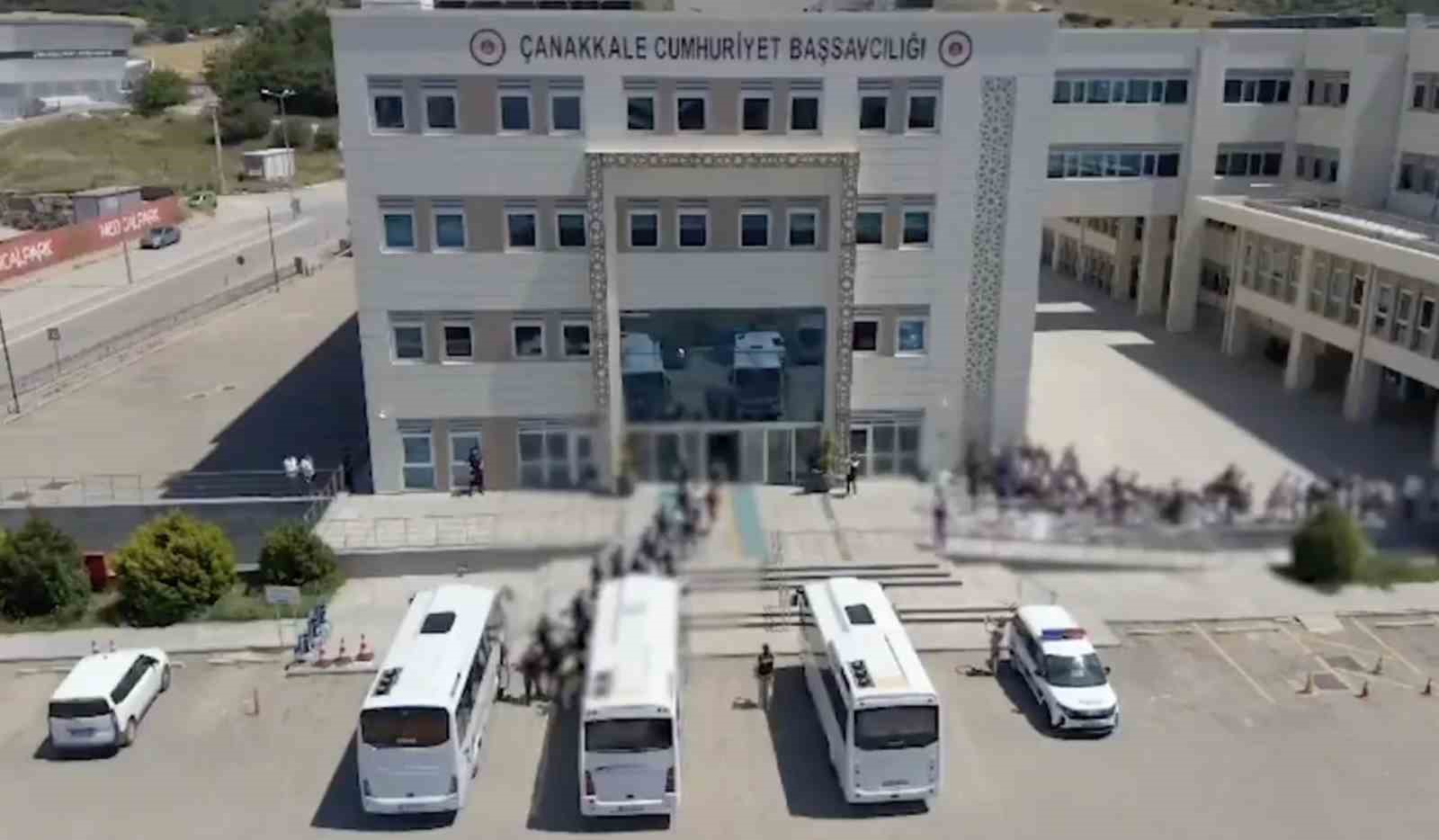 canakkalede gocmen kacakciligi yapan suc orgutu cokertildi 41 tutuklama 1 1RMADqkD