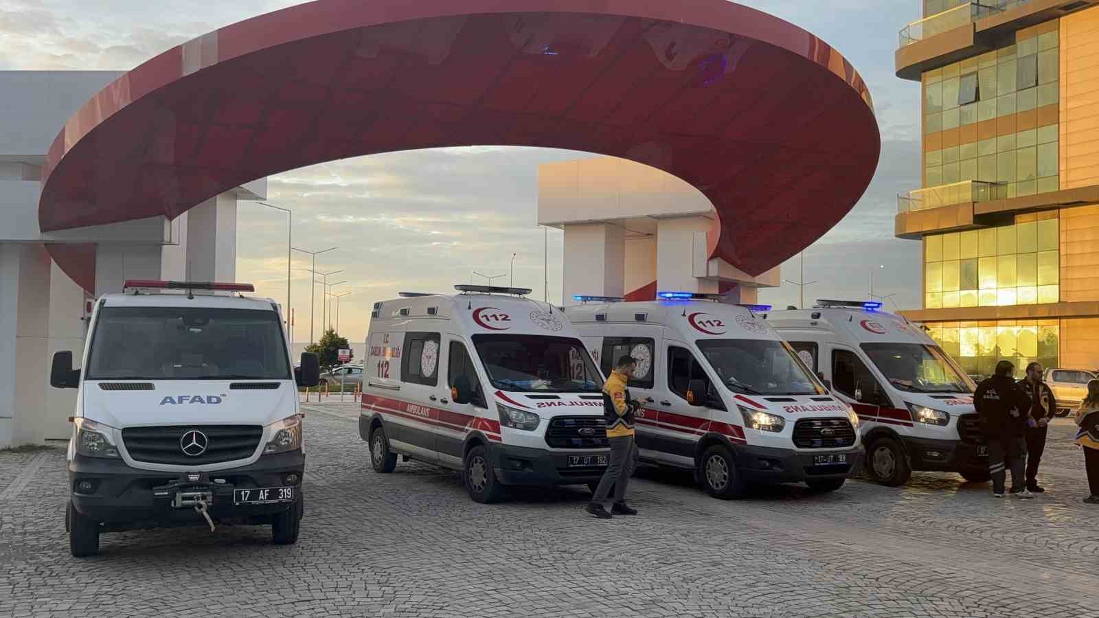 canakkalede hastanede cikan yangin buyumeden sonduruldu 4 ajH2nGlv