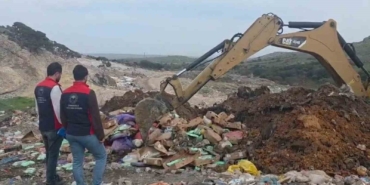 canakkalede-hijyenik-olmayan-sarkuteri-isletmesinde-el-konulan-urunler-imha-edildi-njYiNWTK.jpg