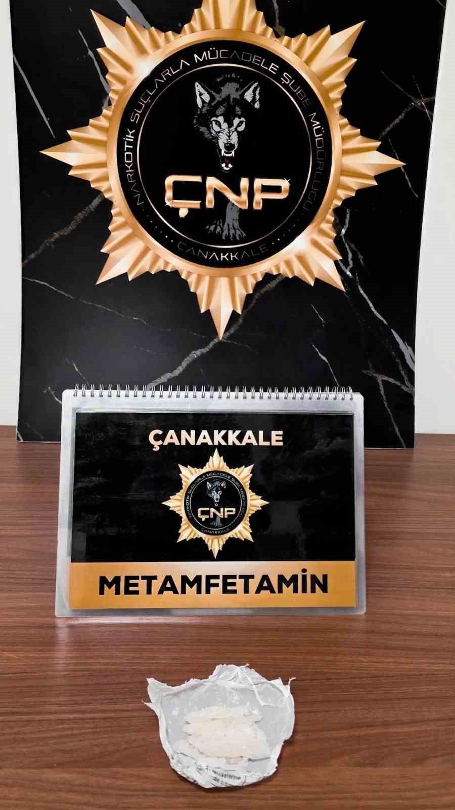 canakkalede huzur uygulamalarinda 1 supheli tutuklandi 1 XYIBKuU5