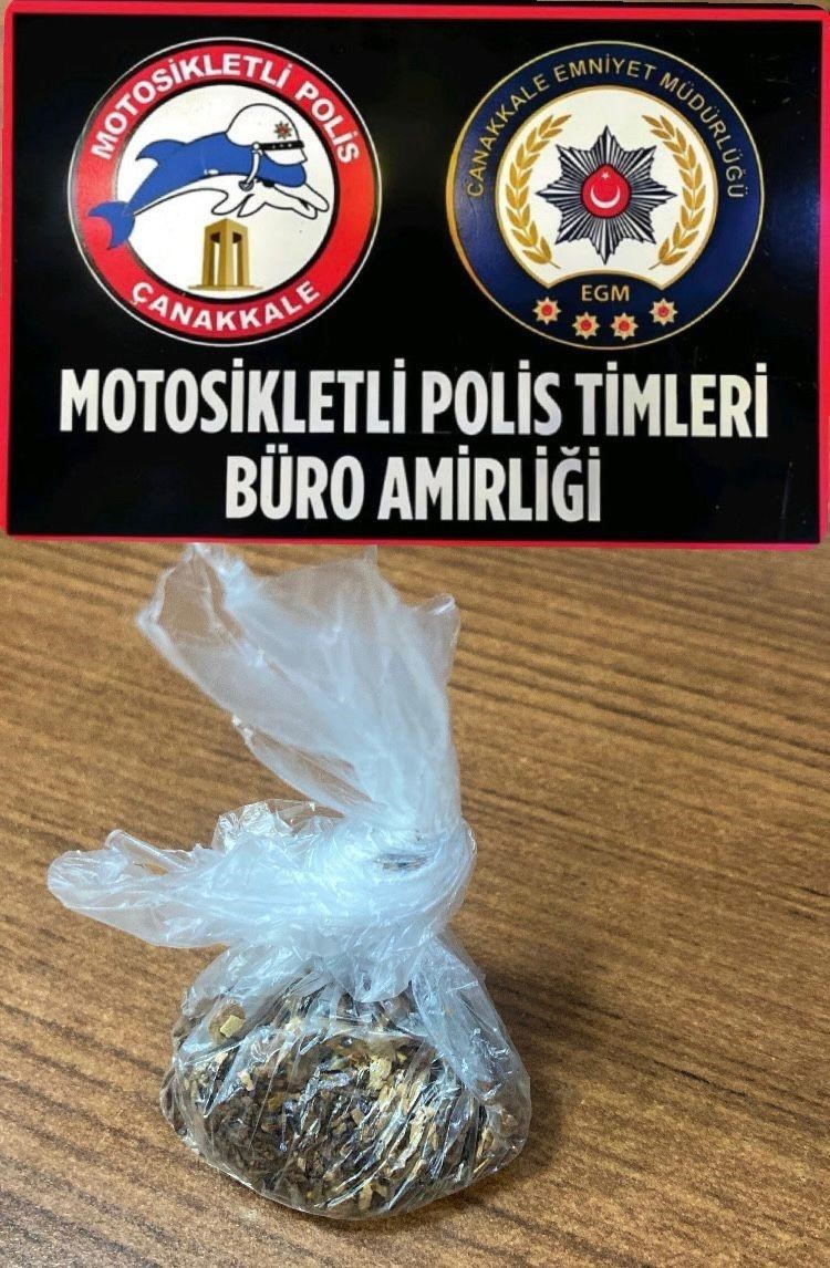 canakkalede huzur uygulamalarinda 2 supheli tutuklandi 6