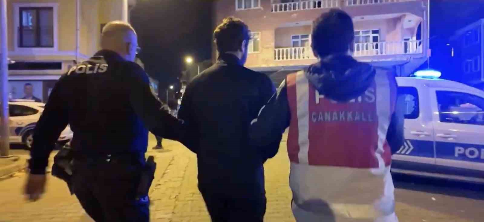 Çanakkale’de huzur uygulamalarında 6 şüpheli tutuklandı 9 canakkalede huzur uygulamalarinda 6 supheli tutuklandi 5 dRfa9luV