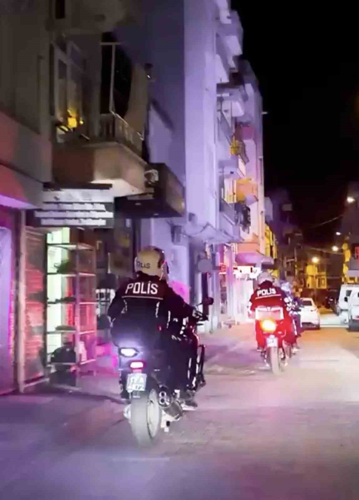 canakkalede huzur uygulamalarinda 7 supheli tutuklandi 4 hWRwzYNr