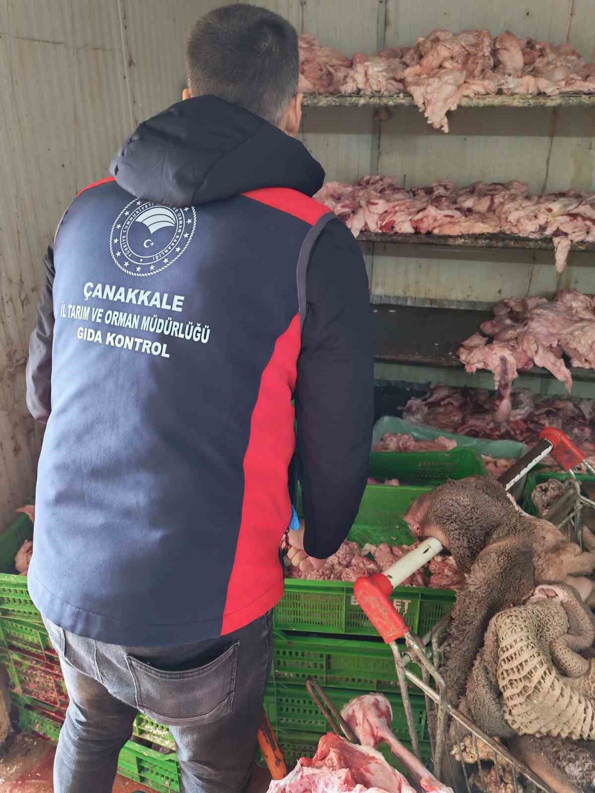 Çanakkale’de izinsiz ve uygunsuz şartlarda çalışan işletme mühürlendi 5 canakkalede izinsiz ve uygunsuz sartlarda calisan isletme muhurlendi 1 H1WFdkmg