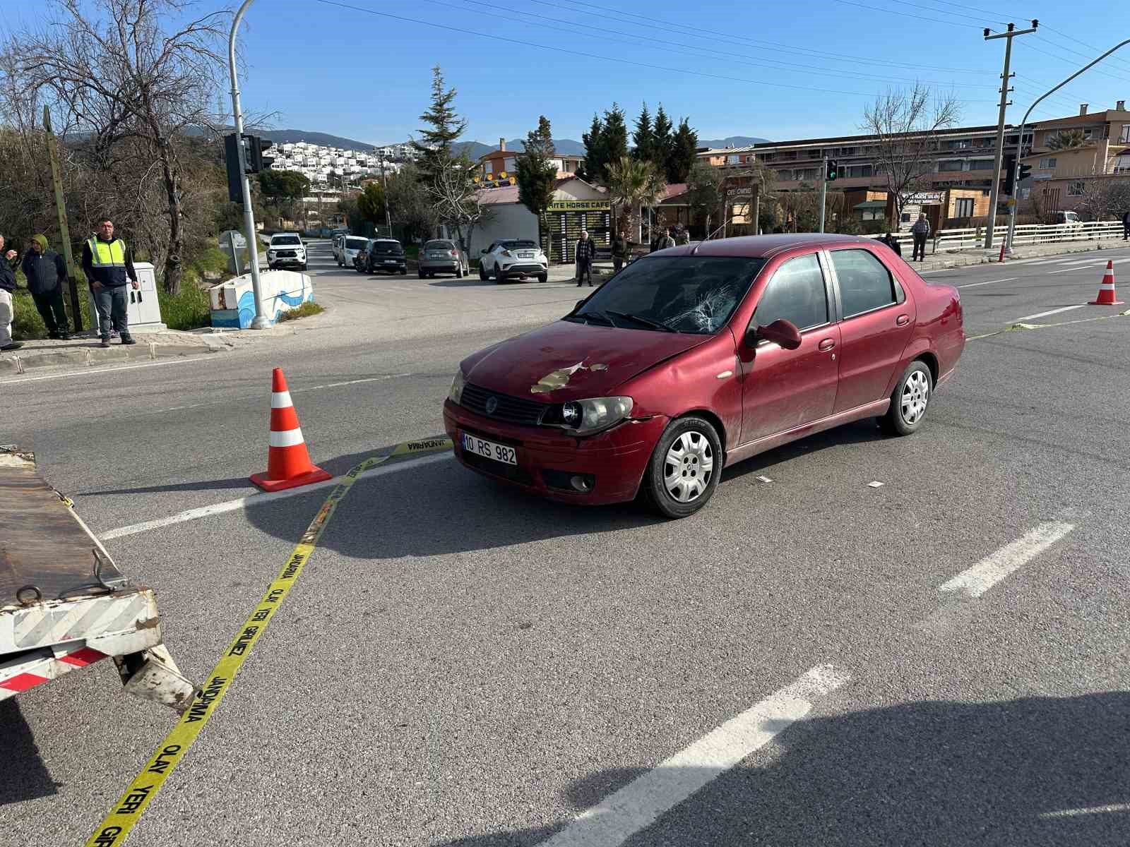 canakkalede otomobilin carptigi yaya hayatini kaybetti 1 VPBghbI9