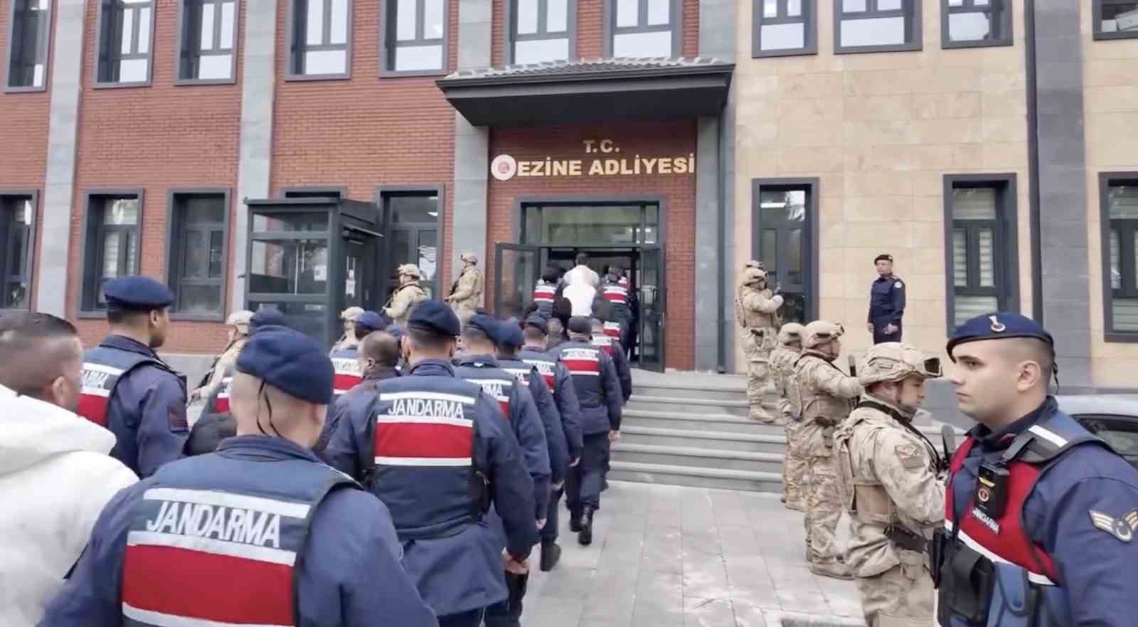 canakkalede suc orgutu cokertildi 19 kisi yakalandi 0 Sgr9WgCy