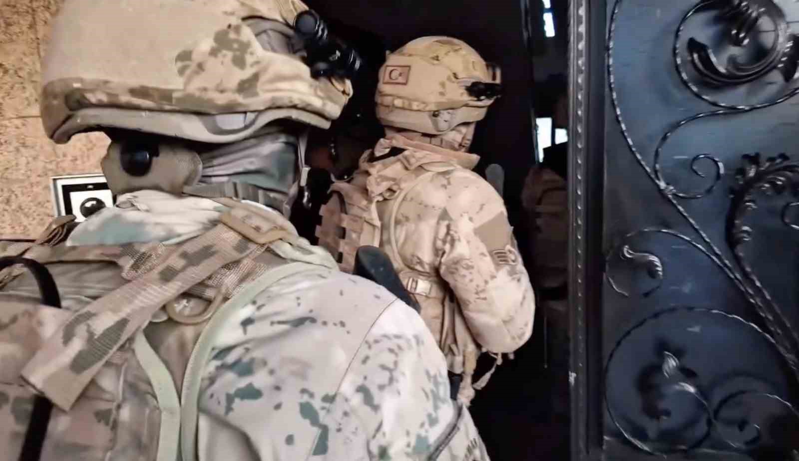 canakkalede suc orgutu cokertildi 19 kisi yakalandi 4 iz552WCB
