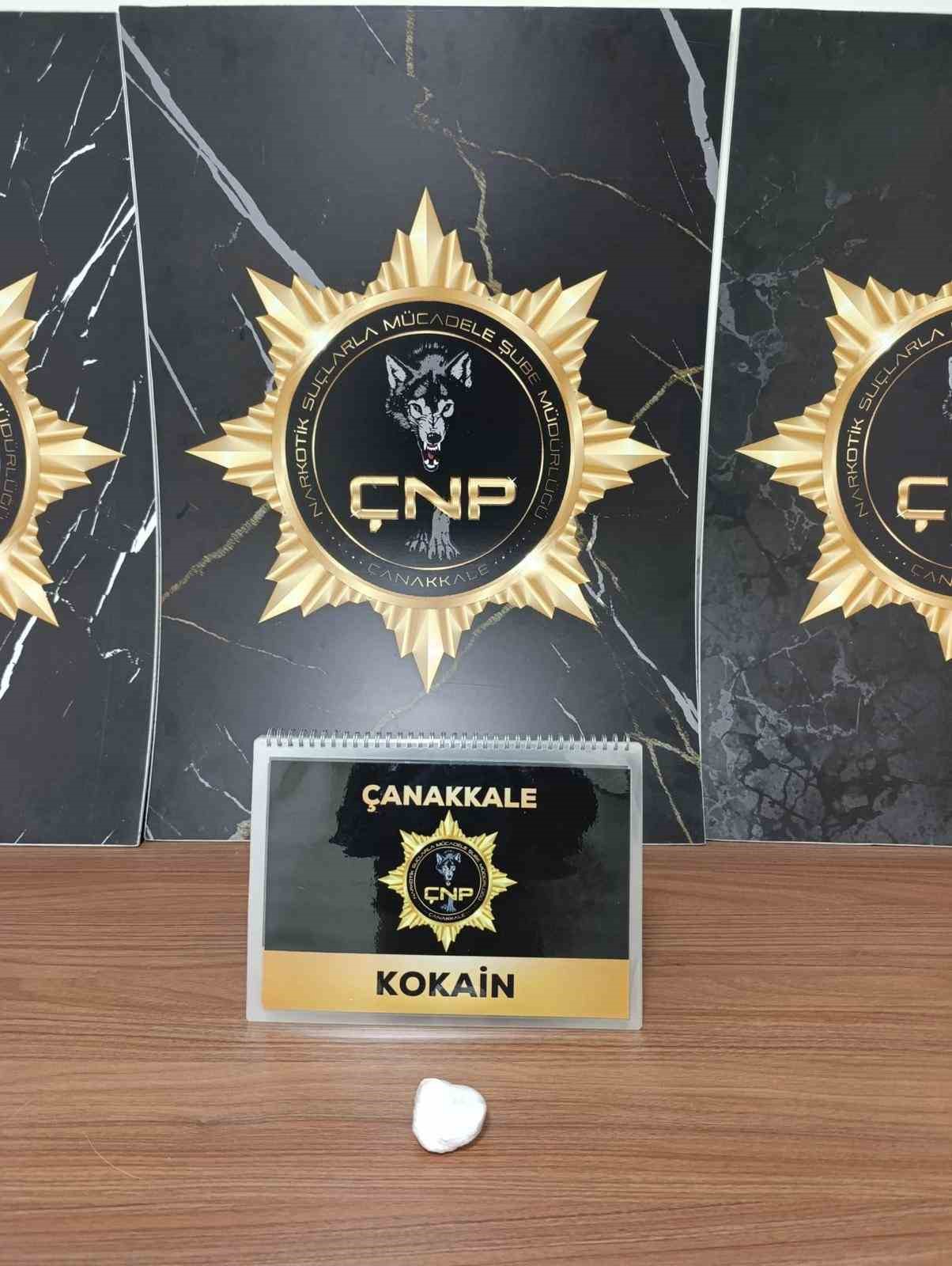 canakkalede uyusturucu imal ve ticareti sucundan 3 tutuklama 1 bMEHd2fN