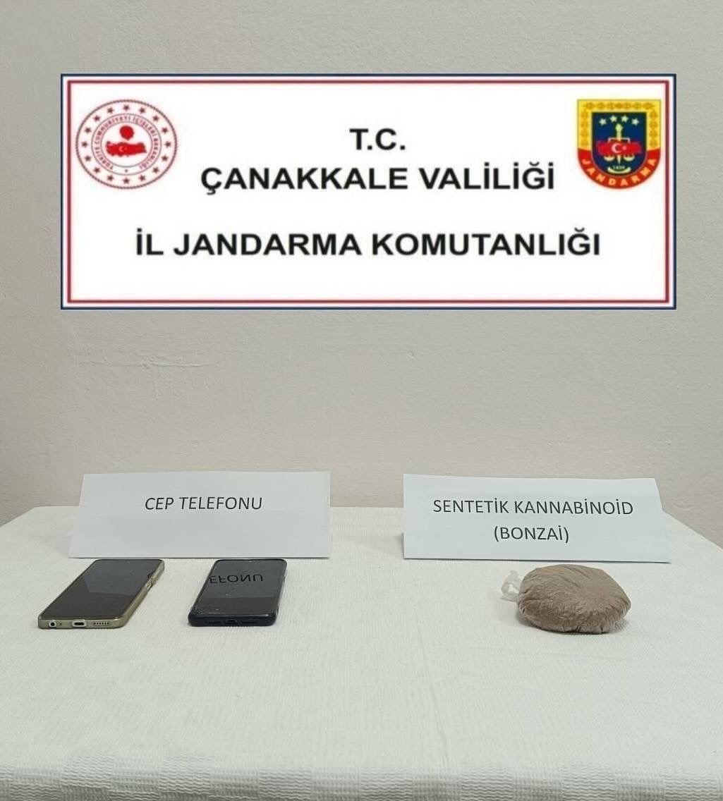Çanakkale’de uyuşturucu operasyonu: 1 tutuklama 7 canakkalede uyusturucu operasyonu 1 tutuklama 3 cTWOnkLE