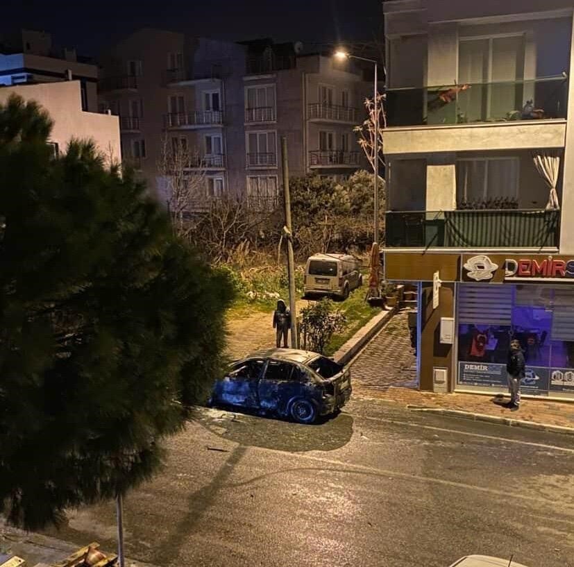 canakkalede yanan arac bomba gibi patladi 1 sKwkhjF9