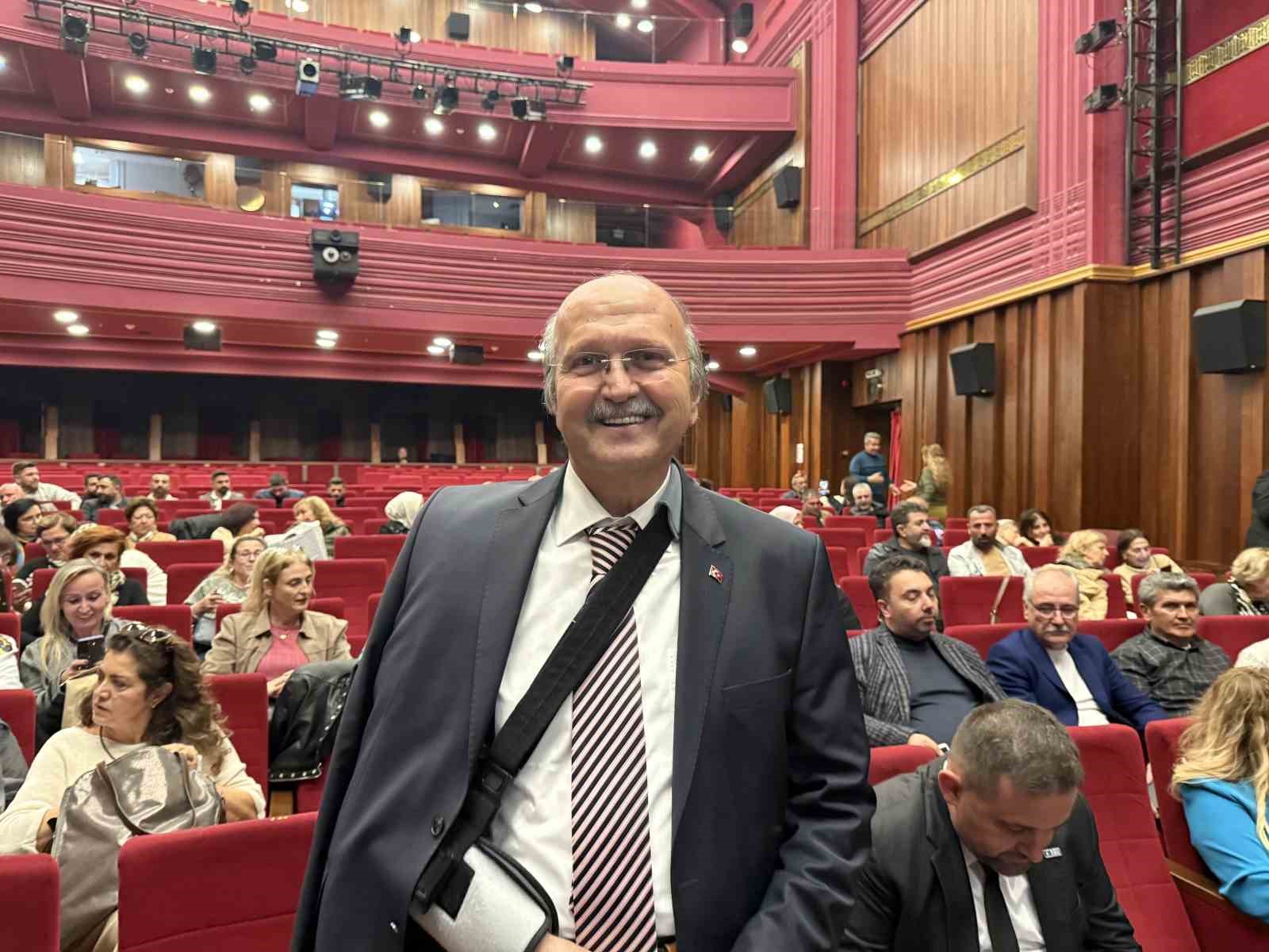 canimdan can filmi galasi yogun ilgi gordu 0 uJDqejHM