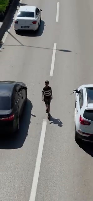 canini hice sayarak akan trafikte boyle yurudu 1 i2FGcd5L