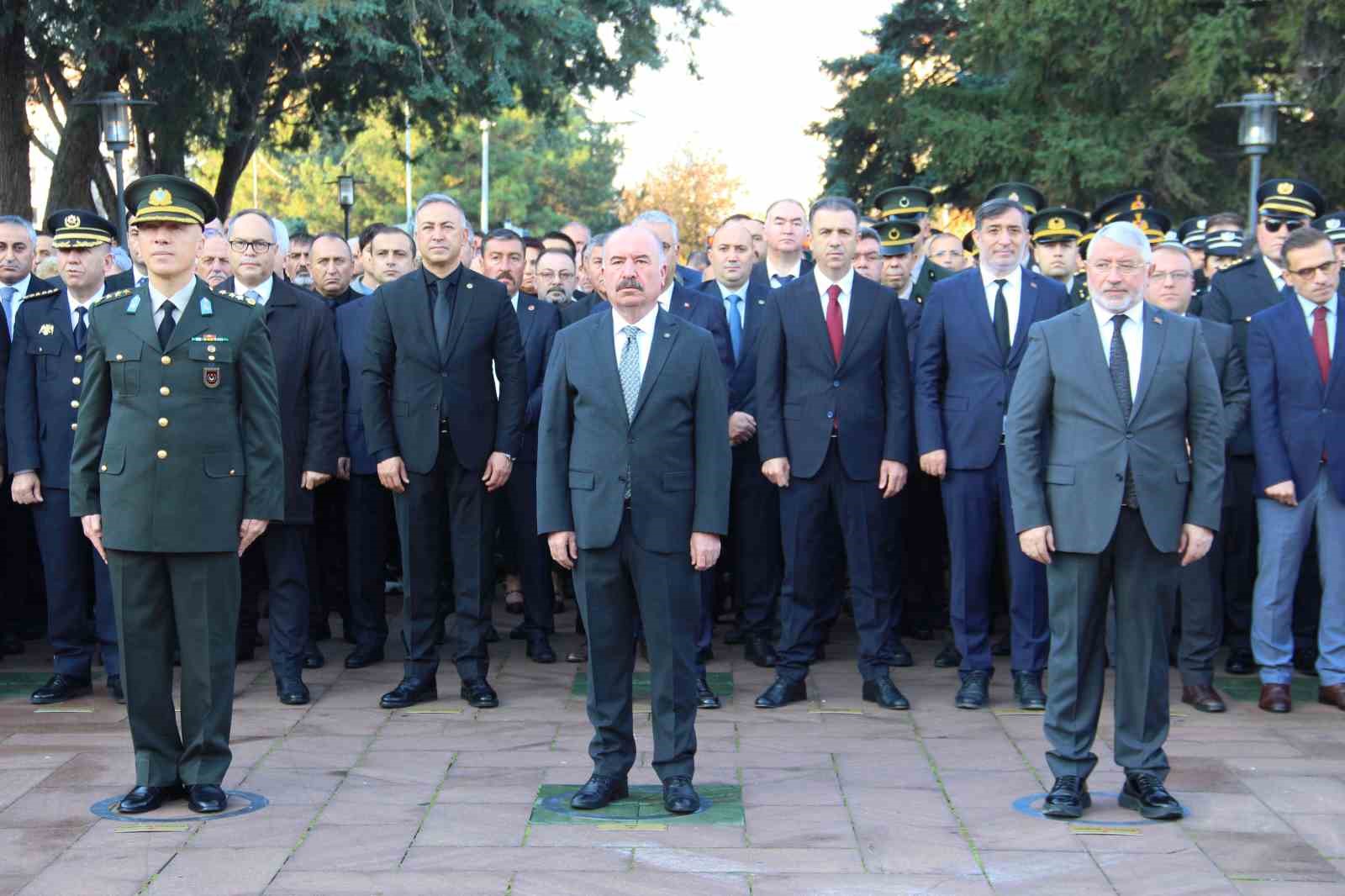 cankiri ve corumda mustafa kemal ataturk saygiyla anildi 5 CtwXMva5