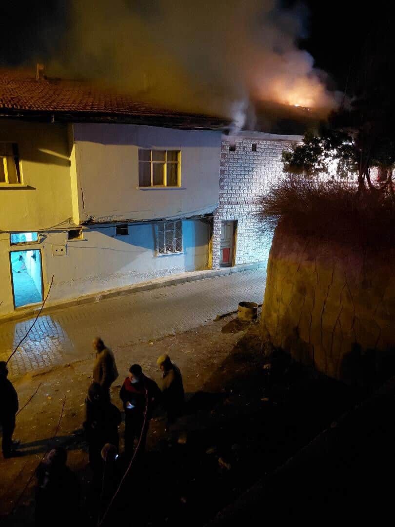 cankirida 2 katli ahsap evde yangin 2 olu 3 9eXPBzLJ
