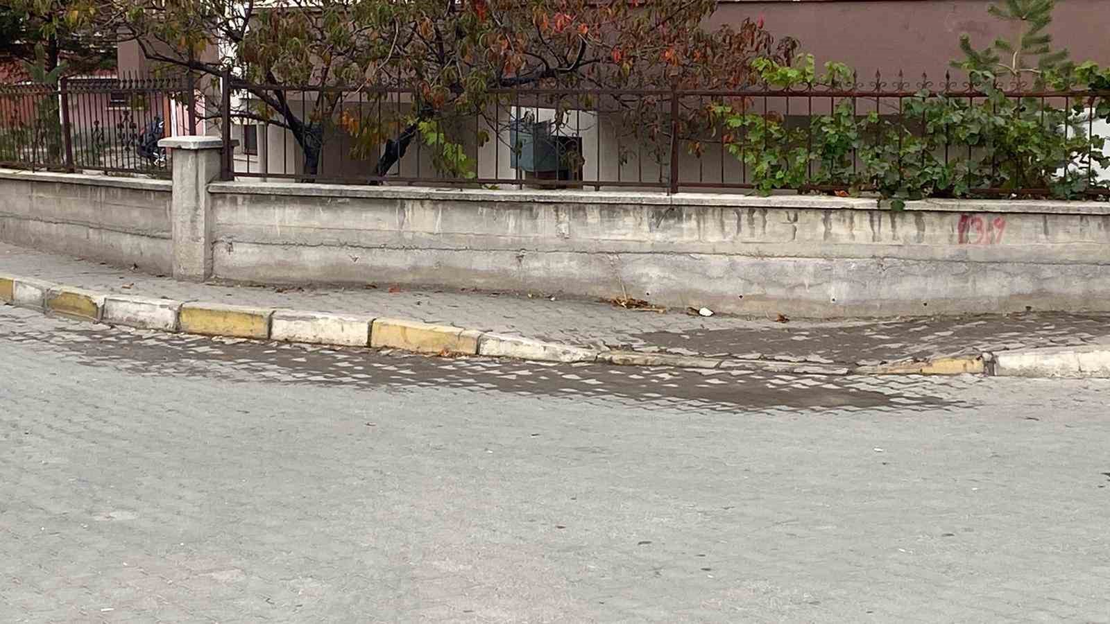 cankirida kadin cinayeti once eski esini oldurdu sonra kendini yaraladi 4 HRQ1emBt